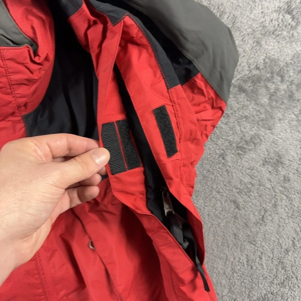 The North Face Hydroseal Jacket Mens Small Red Gray Waterproof Shell‎ Rain 88080